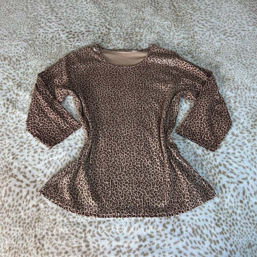 Quacker Factory Top Size M Brown Leopard Print Sequin
